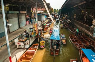 Bangkok: Schwimmender Markt, Zugmarkt & Ayutthaya Tour
