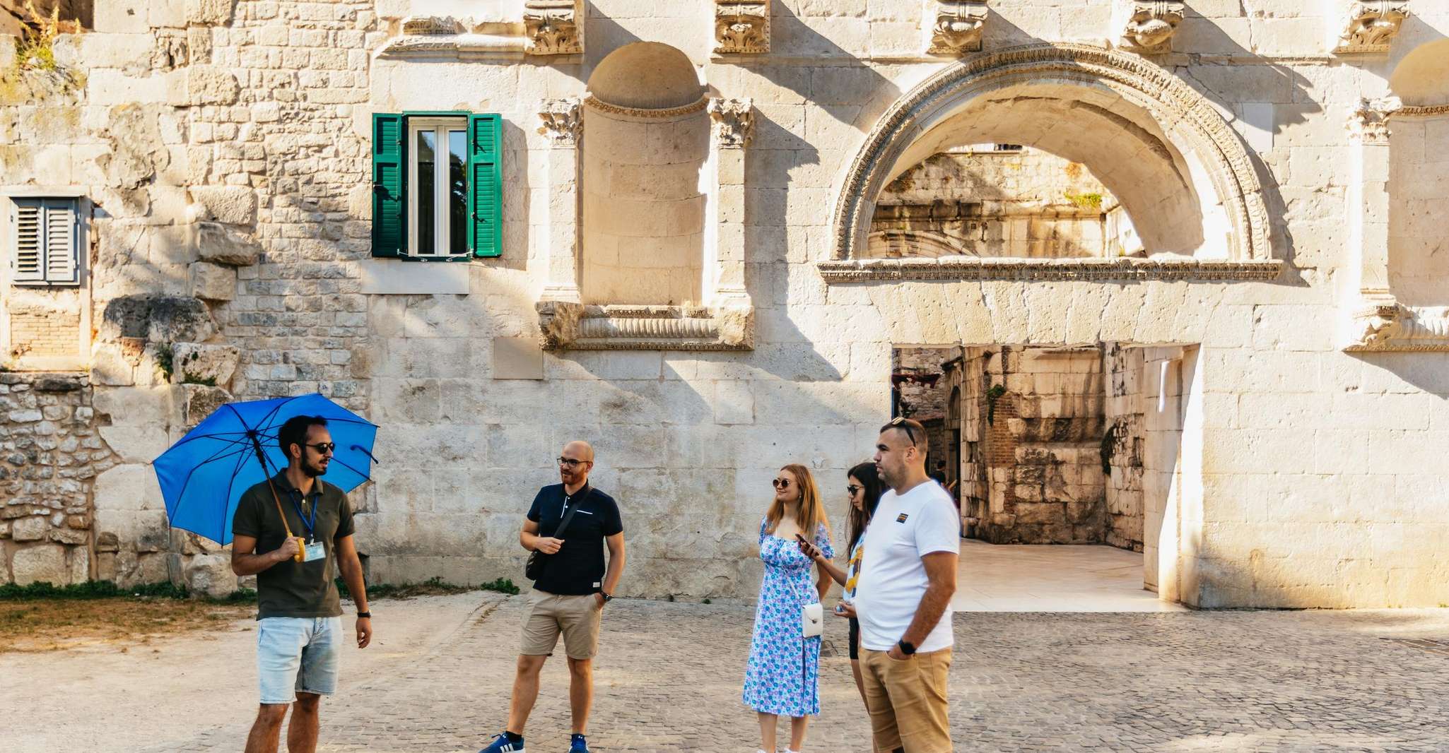 De Split, une demi-journée Split & Trogir Visite guidée en petit groupe - Hizvo