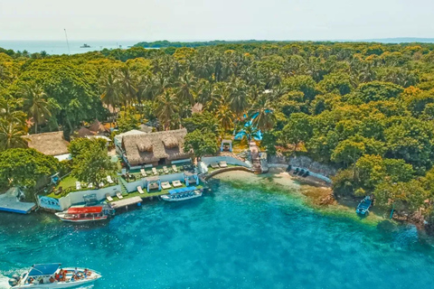 Cartagena: Rosario Oceanarium, Snorkel & Swim with Dolphins Cartagena: Rosario Islands Tour with Oceanarium & Snorkeling