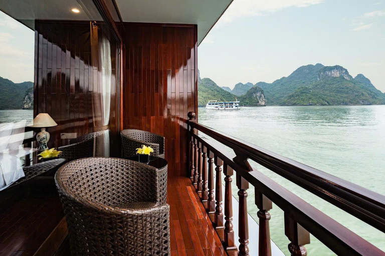 Hanoi: Ha Long bay 5 star cruise 2 day trip Meet at meeting point - Ha Long port