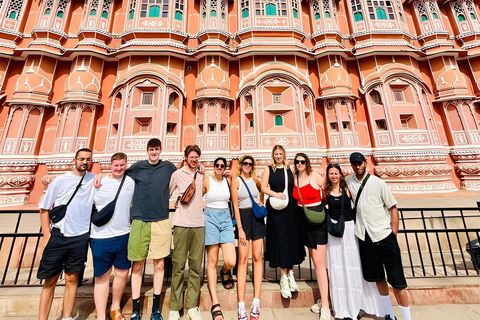Jaipur: Private Full Day City Tour with Guide & 5* Lunch Jaipur: Full-Day Sightseeing Tour By Car with Guide