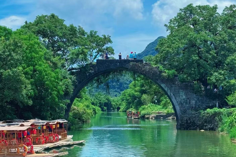 Guilin/Yangshuo: Yulong River Bamboo Raft Panorama Day Tour From Yangshuo