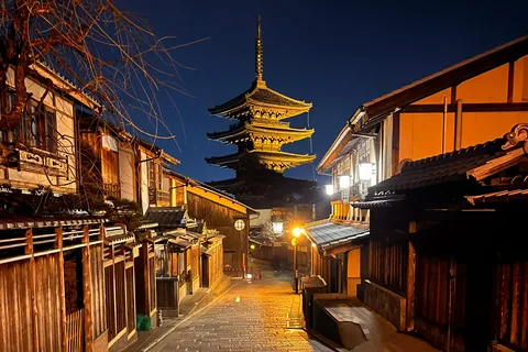 Kyoto Gion Büyülü Gece Yürüyüş Turu