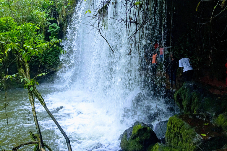 Uganda: Fort Portal Day Trip with Caves and Craters