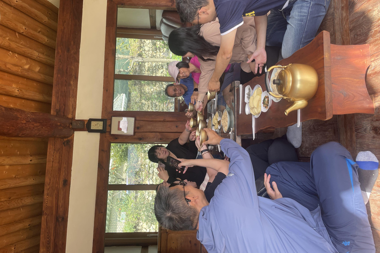 Busan: Miryang Day Tour with Apple Makgeolli Experience