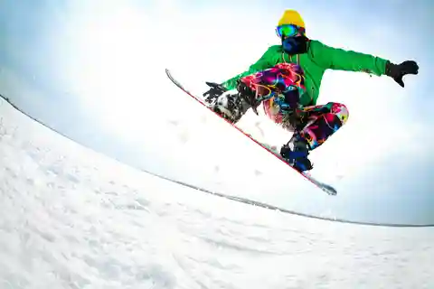 Hokkaido: Kiroro Resort Snow World Ticket & Equipment Rental