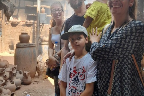Mumbai Slum Tour & City Sightseeing with Pickup, Car & Guide Half-Day Private Sightseeing Tour