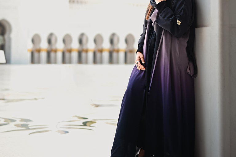 Professional Photoshoot at Sheikh Zayed Mosque Premium (20 photos)