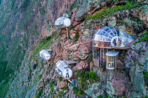 Cusco : Nuit au Skylodge, Via Ferrata, Zipline de la Vallée Sacrée