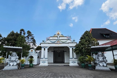 Yogyakarta Private Tour Prambanan Temple and Sultan Palace