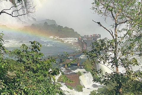 Visite privée d&#039;une journée au Brésil et en Argentine à côté des chutes d&#039;IguassúVisite privée d&#039;une journée des côtés brésilien et argentin des chutes