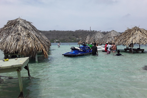 Cartagena: Desfruta de uma excursão de autocarro/barco às 5 Ilhas do Rosário + snorkeling