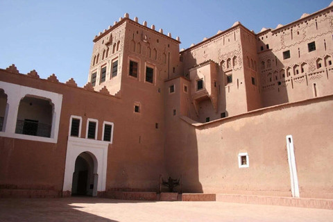 Marrakech or Fes: 4-Day Desert Tour to Erg Chebbi Dunes 4D3N Desert Tour Fez to Marrakech (Luxury Accommodations)