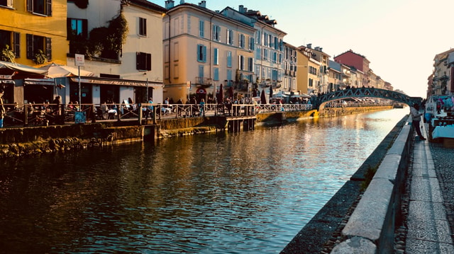 Milan: Navigli District Private Tour with Lunch