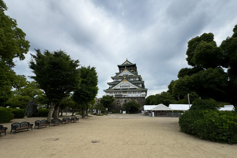 Osaka: Osaka Castle Tour in de vroege ochtend - Vermijd de drukte, 1.5u