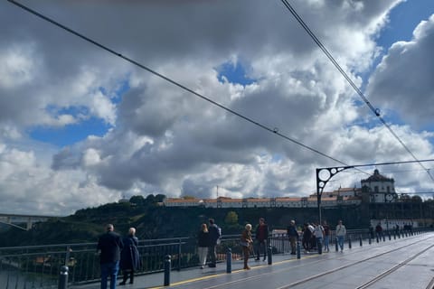 Porto Historic Center: Private Walking Tour & Cathedral