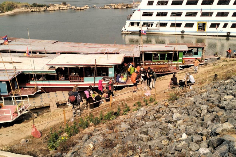 Langzaam Baot naar Loas (Luangprabang) vanuit Chiangrai 2 dagen