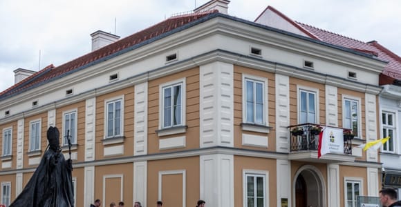 From Krakow: Wadowice - Family Home of John Paul II Day Trip