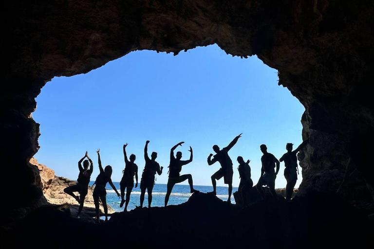 Dénia: Excursión en kayak por la Cova Tallada