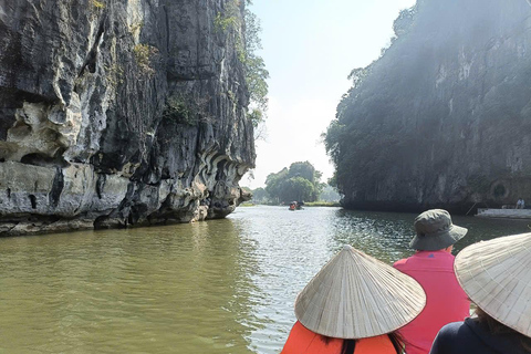 Hanoi: 2-dagars tur till Ninh Binh med boende i privathem och buss till Phong Nha
