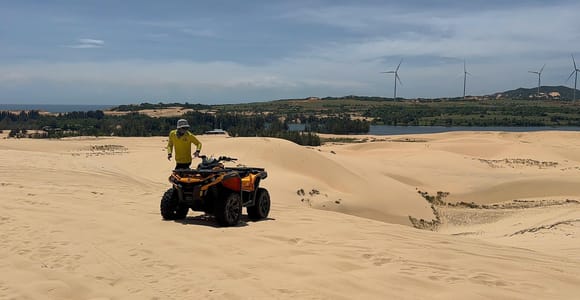 Mui Ne & Phan Thiet: Guided Day Tour with Jeep Ride & Lunch
