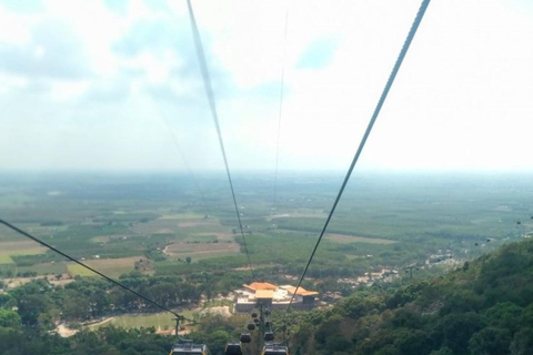 Zwarte Maagdenberg en Cao Dai-tempel