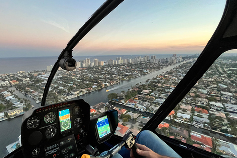 Fort Lauderdale: romantyczna wycieczka helikopterem z szampanemFort Lauderdale: Romantyczna wycieczka helikopterem z szampanem