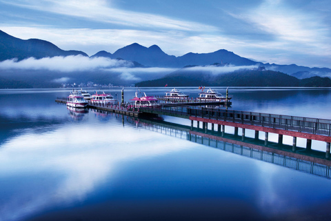 From Taipei: Private 4-Day West & South Taiwan Tour SOLO Traveler