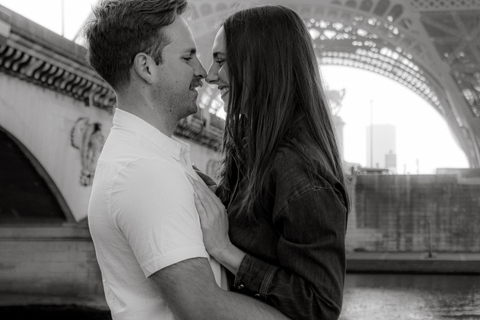 Paris: Private Photo Shoot in Two Locations Paris: Private Photo Shoot in Two Locations