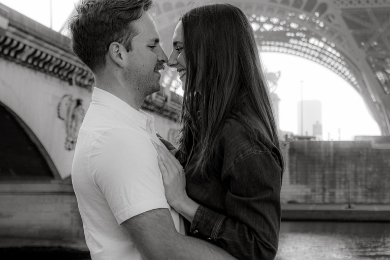 Paris: Private Photo Shoot in Two Locations Paris: Private Photo Shoot in Two Locations