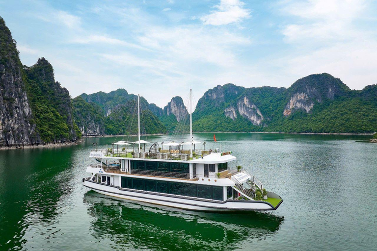 Hanoi: Ha Long Bay Day Trip - Luxury Cruise & Buffet lunch