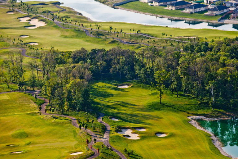 من براتيسلافا: العب الجولف في سلوفاكيا - شامل كليًا