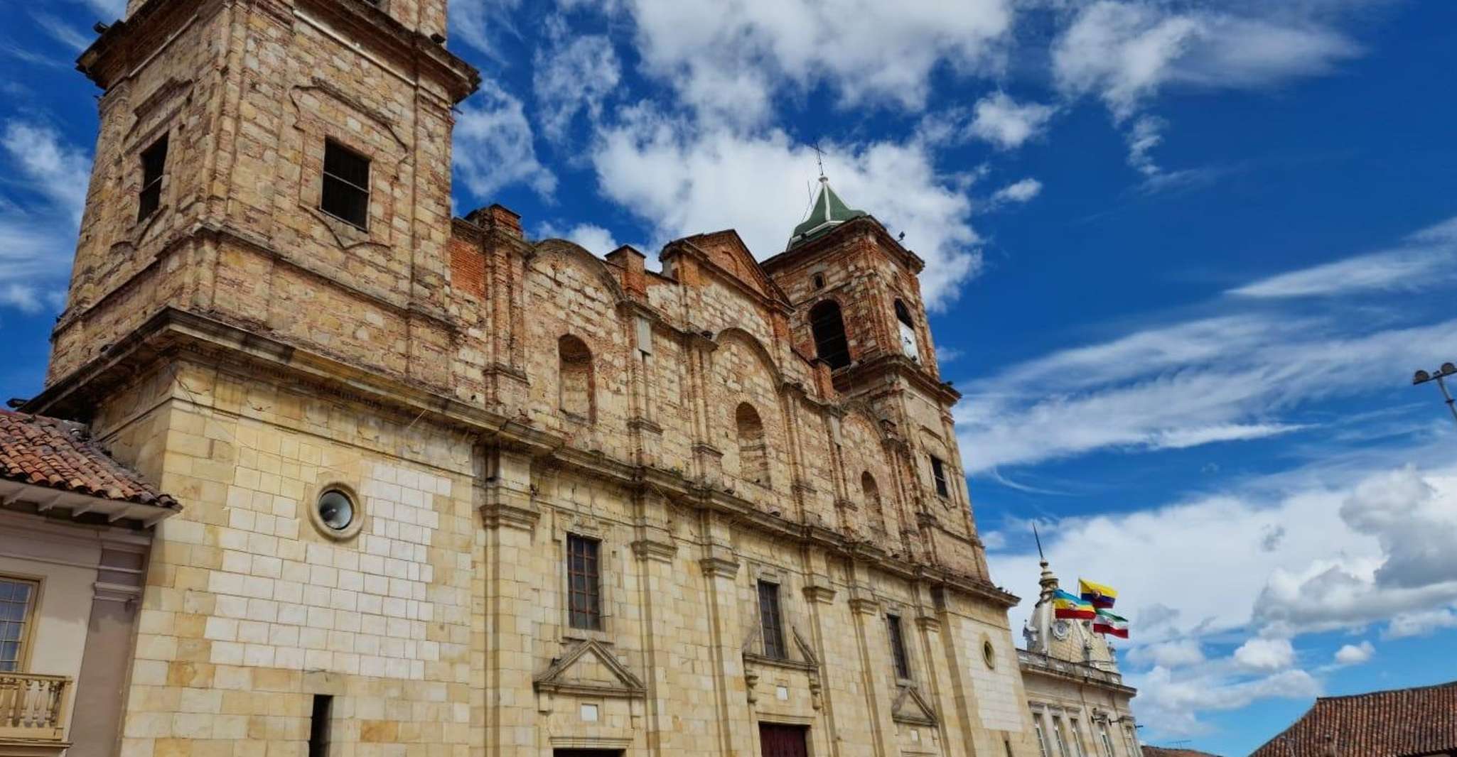 from Bogota , tour to the salt cathedral in group - Housity