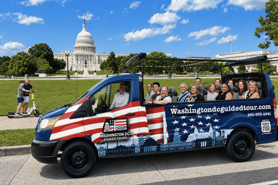 Sehenswürdigkeiten von Washington, DC: Kleingruppen-Tour mit dem Open-Air-Cruiser. Foto: GetYourGuide Sehenswürdigkeiten von Washington, DC: Kleingruppen-Tour mit dem Open-Air-Cruiser. Foto: GetYourGuide