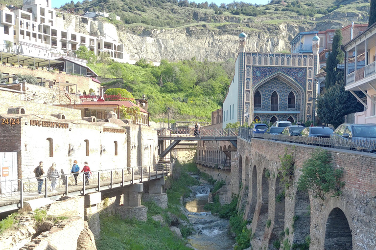 Tbilisi: Private walking tour of Tbilisi&#039;s highlights