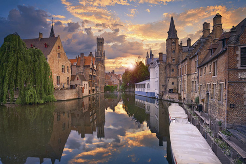 Brugge in 1 dag: Wandeltour met digitale gids€15 - Duo ticket