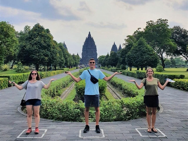 Yogyakarta Private Tour Prambanan Temple and Sultan Palace