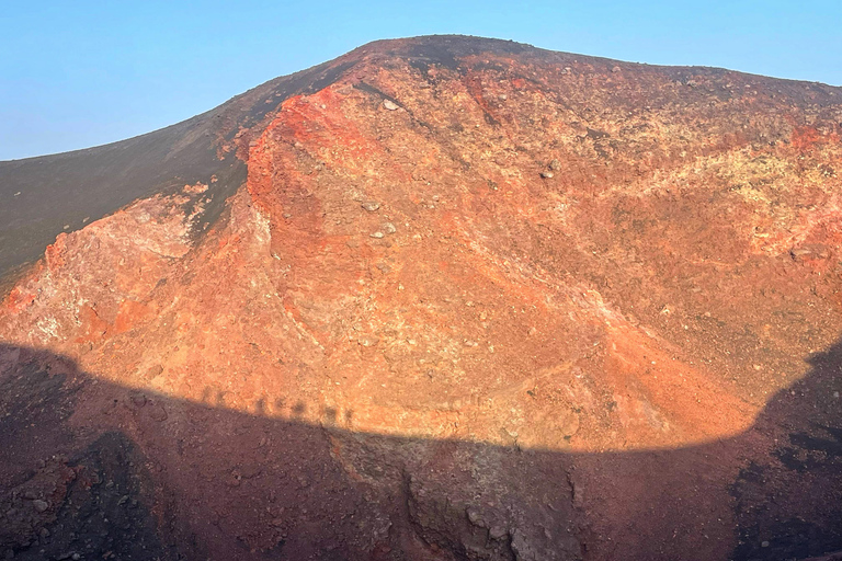 Etna: Wycieczka na szczyt z przewodnikiem i przejażdżka kolejką linową