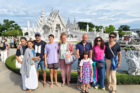 Chiang Rai:Guided Highlights Full-Day Tour-FREE LUNCH BUFFET Experience the Wonders of Chiang Rai with Free Thai Buffet