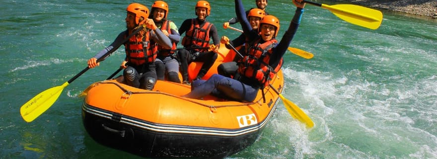 Itxassou : aventure de rafting sur la Nive avec guide
