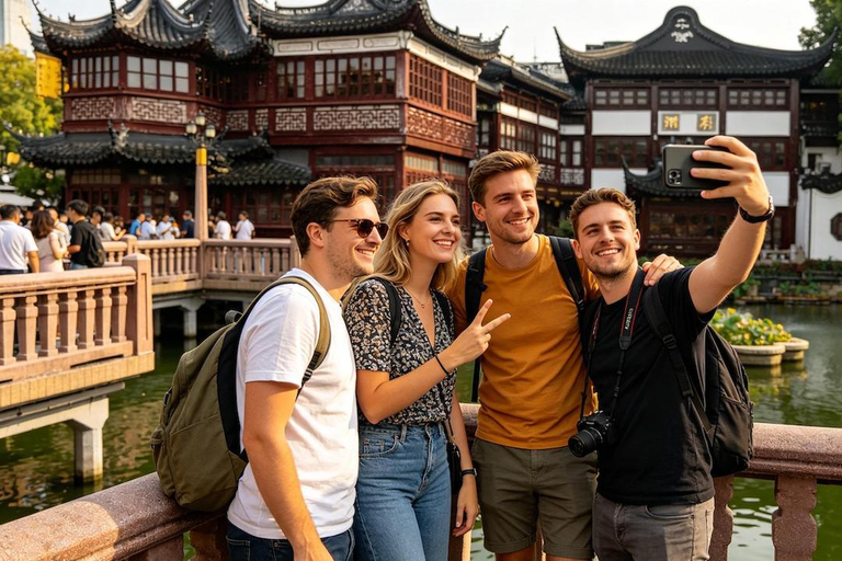Shanghai: 4h Private City Tour, EN DE FR IT RU Local Guide Shanghai: 4h Private Tour with Italian Local Guide