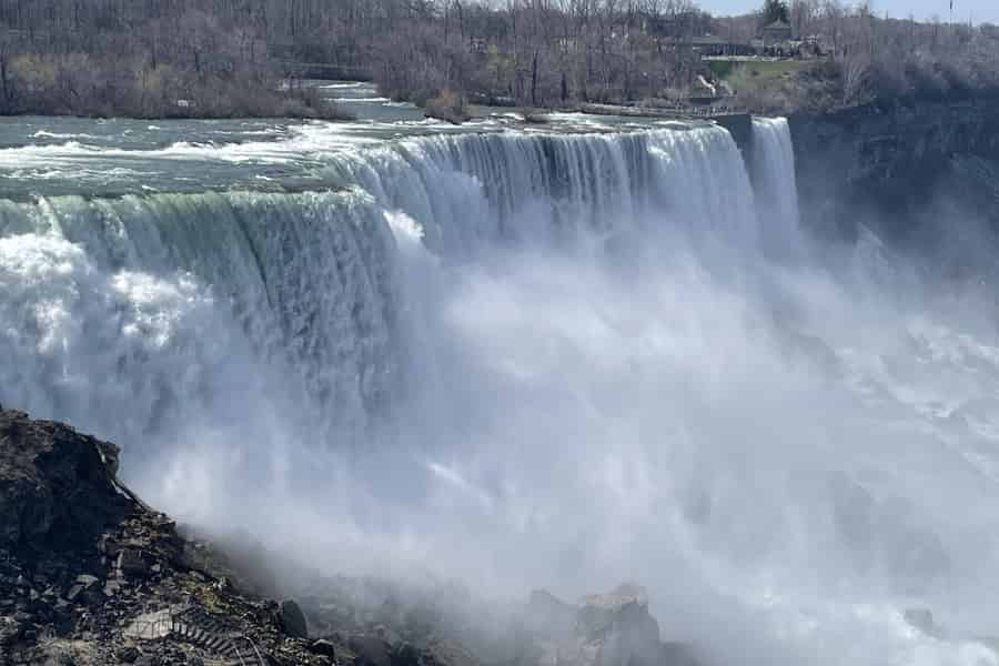 Von NYC aus: Geführte Tagestour zu den Niagarafällen. Foto: GetYourGuide