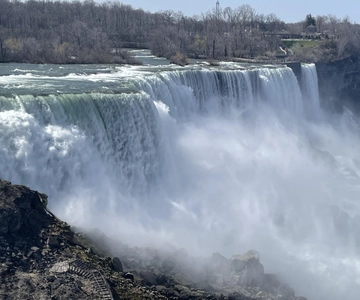 Von NYC aus: Geführte Tagestour zu den Niagarafällen