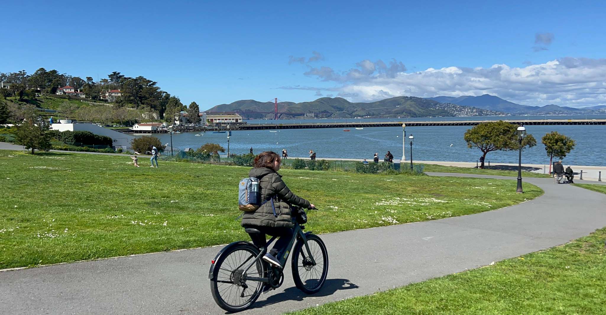 San Francisco , Golden Gate to Sausalito by bike in French - Housity