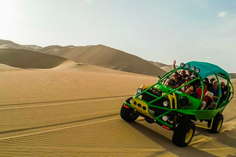 4 Días desde Lima: Vuelo Líneas de Nazca, Paracas y Huacachina