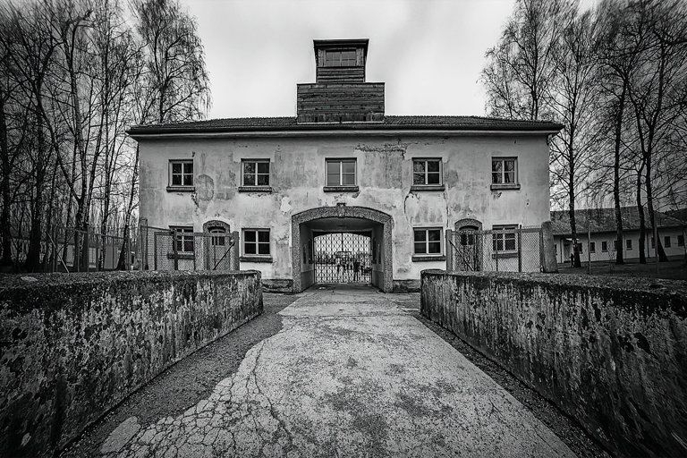 Munich: Dachau Concentration Camp Memorial Site Tour by Car