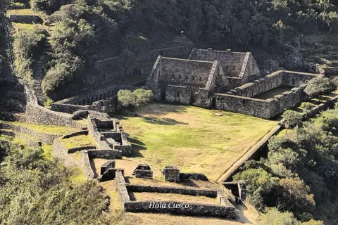 Desde Cusco: Excursión de 4 días a Choquequirao con traslados