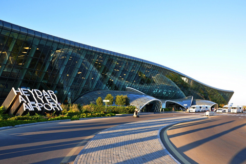 Baku: Layover City Tour with Airport Pickup and Return 4-Hour Standard Tour