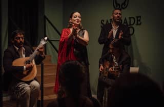 Lissabon: Fado-Show mit Wein der Quinta do Gradil in Baixa-Chiado