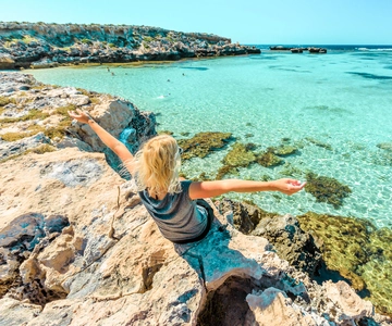 From Fremantle: Rottnest Island Ferry & Admission Ticket
